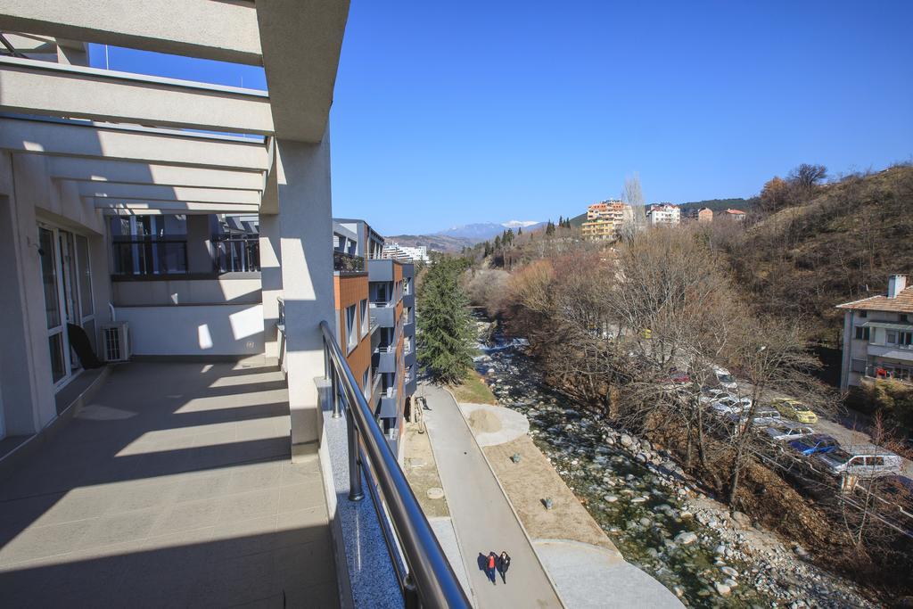 Sundance Apartments ซันดันสกี ภายนอก รูปภาพ