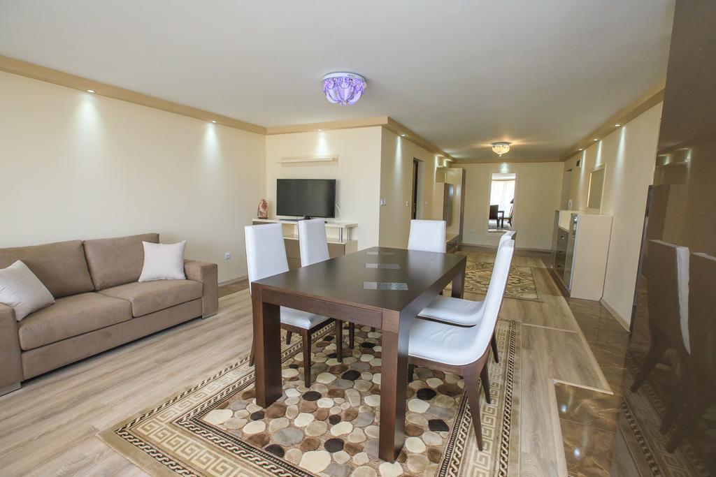 Sundance Apartments ซันดันสกี ภายนอก รูปภาพ