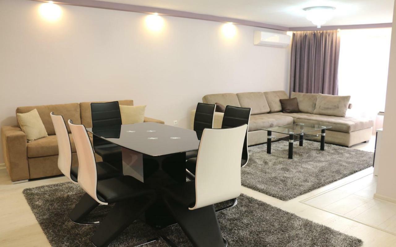 Sundance Apartments ซันดันสกี ภายนอก รูปภาพ